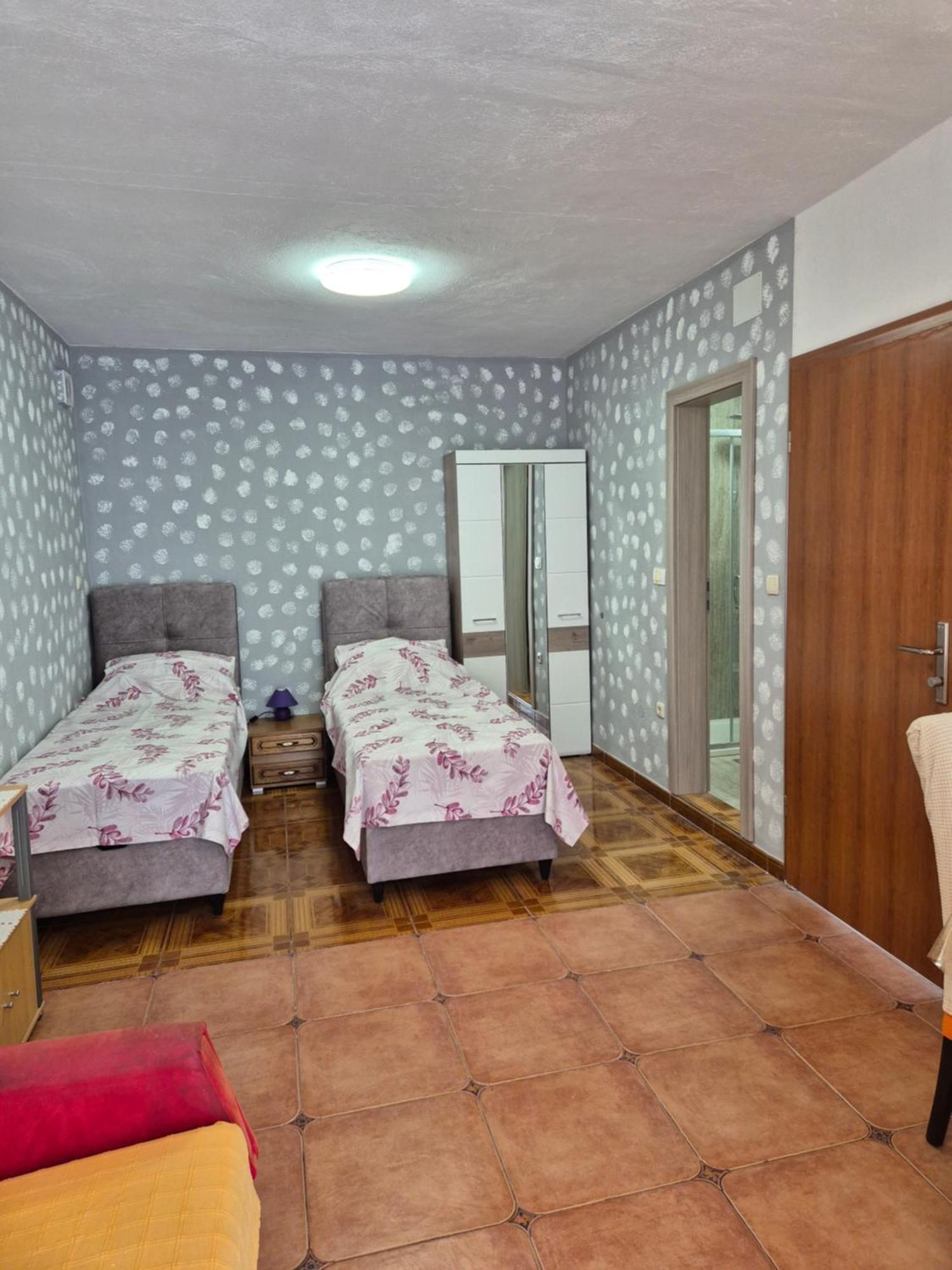Guest house Apartmens Spiko 2