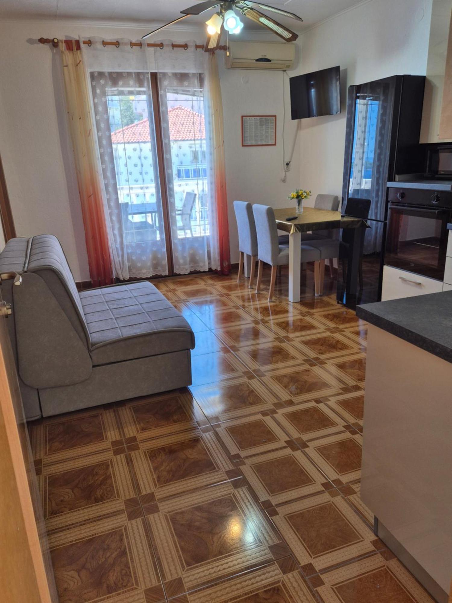 Apartmens Spiko 2 3* Hvar Town